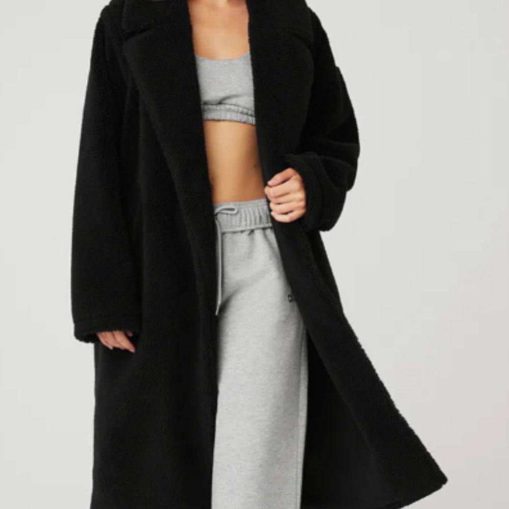 Oversized Teddy Sherpa Trench Coat Medium Black (Never Been Worn)